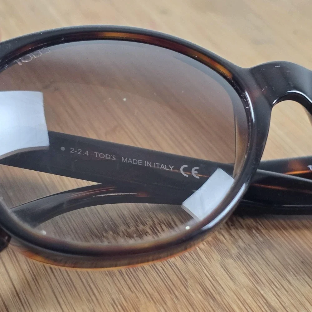 Tod's TO 146 52F Sunglasses Womens 53-18 Brown Tortoise Cat Eye Gradient Italy
